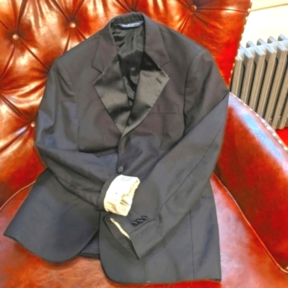 Polo Ralph Lauren tux - Picture 14 of 16